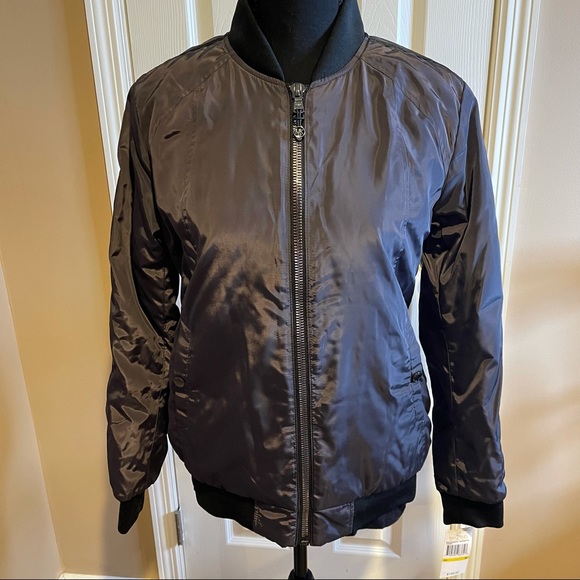MICHAEL MICHAEL KORS Women’s bomber jacket M nwt. - Picture 3 of 11